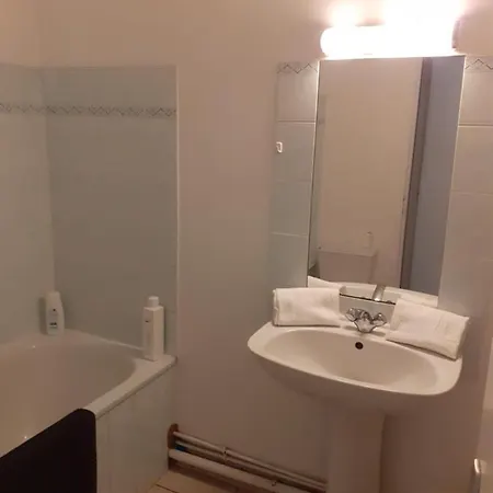 Daire Toe.location*grand T1 Bis*hyper Centre Et Port Toulon